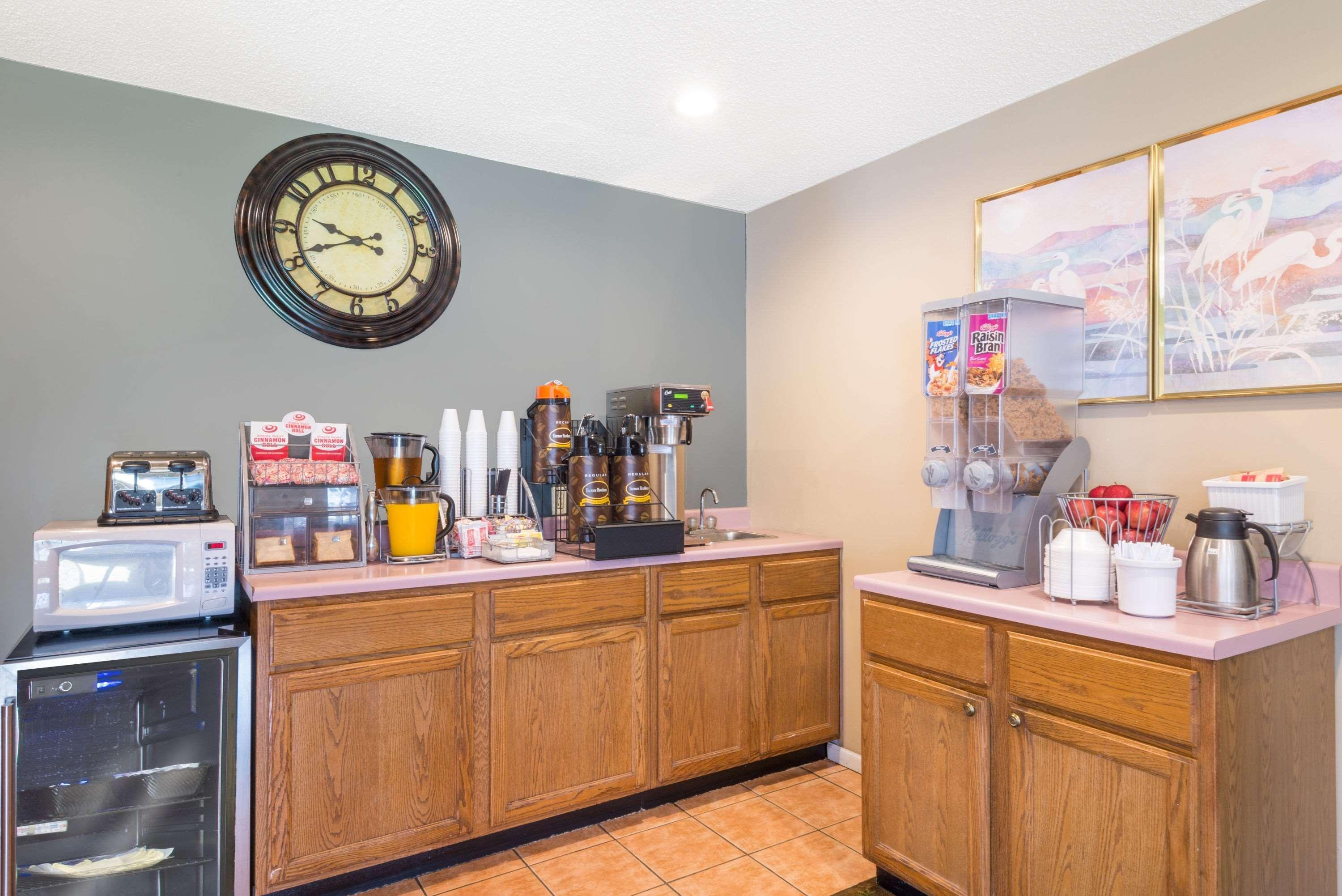ซูเปอร์ 8 บาย วินด์แฮม โอลนีย์ Motel Olney ภายนอก รูปภาพ